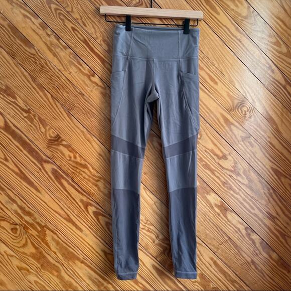 Athleta Salutation Tight Meshblock Stash Pocket XS - Picture 2 of 8